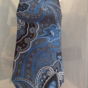 Bloomingdales The Men's Store Blue Paisley Tie NWT